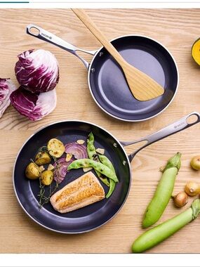 KYOCERA 10" Ceramic Non-Stick PFAS-Free Fry Pan
